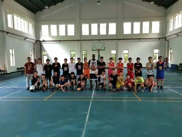 如何通过篮球表演赛制定有效的训练计划_1